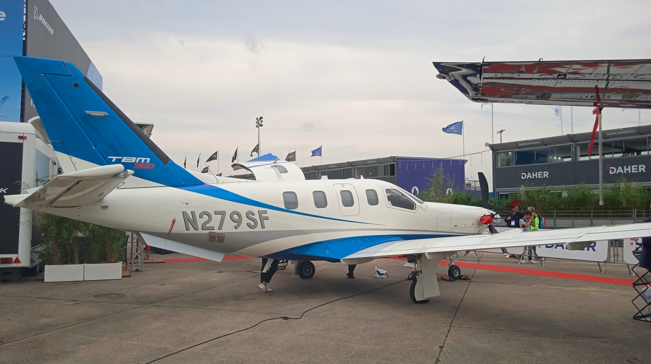 TBM 900